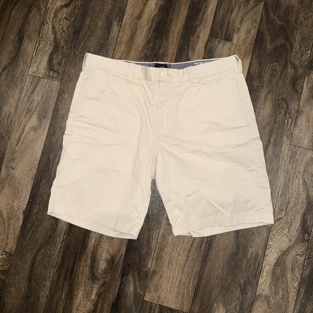 JCREW Stretch Flat-Front Chino Shorts Men's Size 34 Inseam 9" Creme Beige Preppy